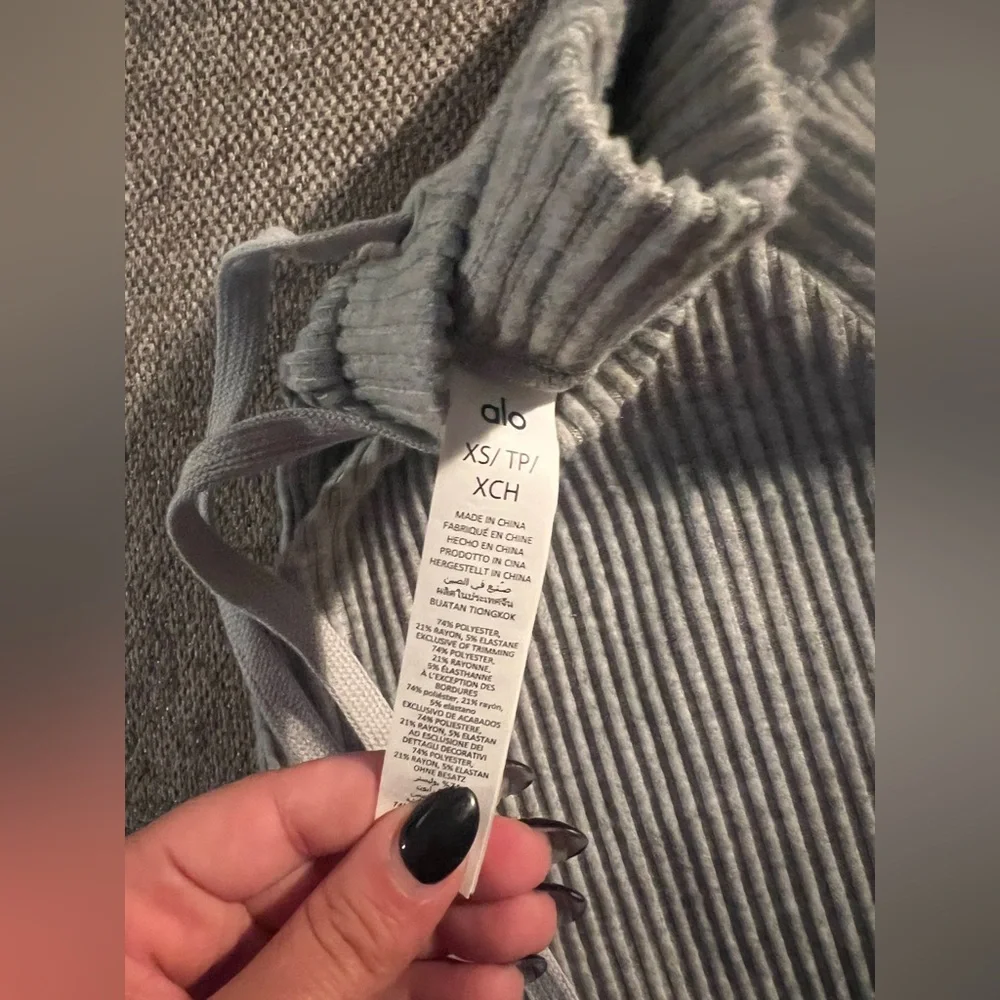 Alo Gray Muse Hoodie and Joggers Set - size xs - like new - Picture 5 of 8